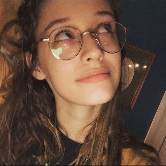 prettyinyellow_